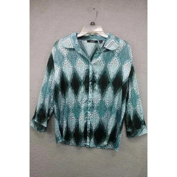 Essentials by Milano Satin Pleated Button Up Top-Size XL - Picture 1 of 10
